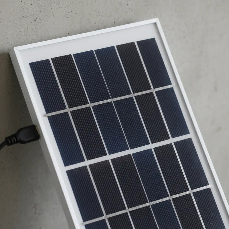 Ampolleta 5w Solar + Panel 7 Horas De Luz Blanco Frío