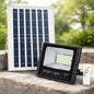 Foco Led Solar 100w Proyector Exterior Control Remoto Figo Negro Blanco Frío